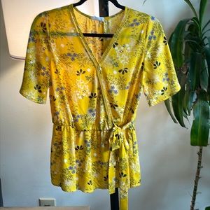 Sienna Sky medium peplum floral blouse